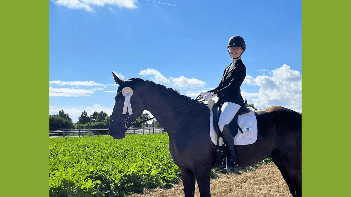 Fürstengold places third in the Dressurpferde A